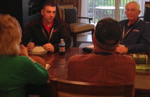 ADI’s Brad Henry (left) and Lyle Bollin (right) in a Farm Futures Xchange meeting.